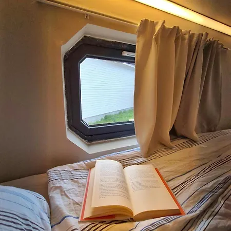 Norway's Smallest 아파트 트롬쇠